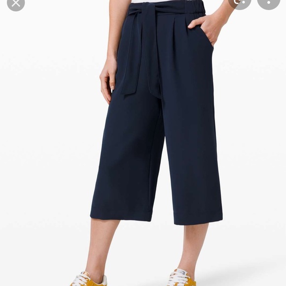 Lululemon Noir Navy Pant